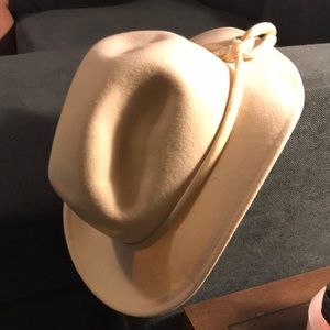 Liz Claiborne vintage Wool Hat